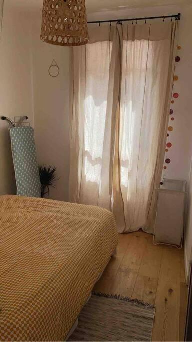Paris - Appartement Cosy - Tour Eiffel A Pied Bagian luar foto