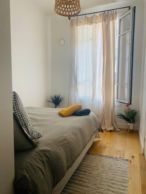 Paris - Appartement Cosy - Tour Eiffel A Pied Bagian luar foto