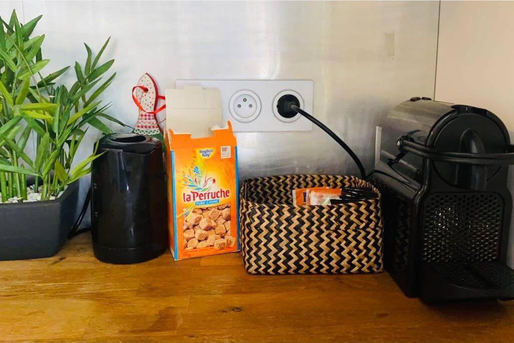 Paris - Appartement Cosy - Tour Eiffel A Pied Bagian luar foto